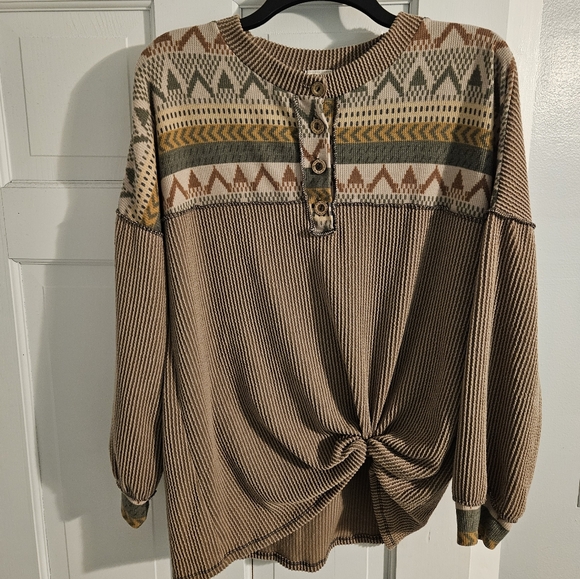 Tribal Patterned Knit Long Sleeve - Picture 3 of 7